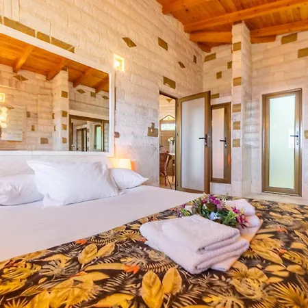 شقة Paco's Luxury 19 Oziás